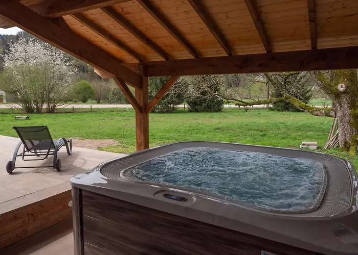 La Ferme 1807 Vosges, Jacuzzi, Sauna, Petanque